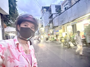 Nhà bán q4 - mặt tiền đường xóm chiếu khu vực kinh doanh sầm uất- qua đoàn văn