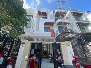 Nhà đẹp 3 tầng mới hoàn toàn full nội thất mới - đẹp - xịn kdt hà quang 2 nha