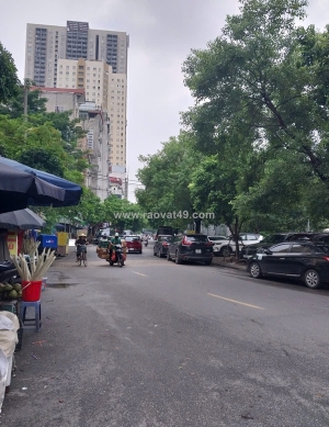 Nhà đẹp tú mỡ, ngõ thông gần phố - 51m2, 5t, 12.5 tỷ