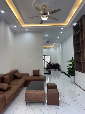 🔥🔥🔥nhà đẹp vĩnh trung- #20 m ra trục ô tô tránh(giá : 5.35 tỷ),#giao thông