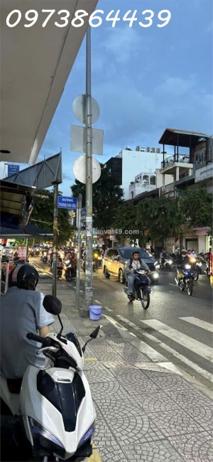 Nhà giá rẻ nhất khu vực quận 1 - ngay chợ đakao - p. đakao - 2 tầng - 68m2 -