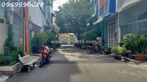 Nhà hẻm đẹp tân phú 68m², nhà 2 tầng, 2 phòng ngủ. giá chỉ 6.0 tỷ