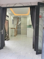 Nhà mới 1 lầu hxh 314 âu dương lân p3q8