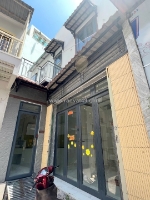 Nhà mới 2 tầng hẻm 775 ba đình p10q8 (ko qui hoạch) . giá: 3.72 tỷ