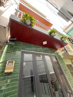 Nhà mới 3 tầng hẻm 657 ba đình p9q8. giá 1,95 tỷ bớt lộc