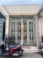 Nhà mới 3 tầng nở hậu l hẻm 875 đường trần hưng đạo p1q5. giá: 4.68 tỷ