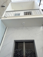 Nhà mới hẻm 1225 phạm thế hiển p5q8 (ko lộ giới)