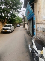 Nhà phân lô cầu giấy – 5 tầng – hàng xóm dân trí cao - gần ô tô - 8,5 tỷ