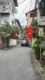 Nhà phố nguyễn sơn phân lô 45m2. mt 7m, ô tô tránh, vào nhà, full nội thất.