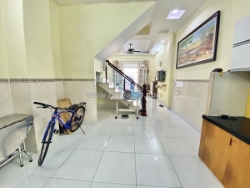 Nhàbán nguyễn thái sơn 4tầng  đẹp gòvấp – hxh – 4pn –  nở hậu, giá tốt