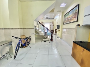 Nhàbán nguyễn thái sơn 4tầng  đẹp gòvấp – hxh – 4pn –  nở hậu, giá tốt