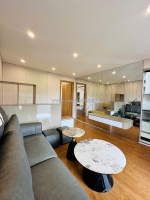 Nhỉnh 3 tỷ nhà đẹp, tặng full nội thất, 1 bước xuống chợ, ở thích, giá hạt dẻ