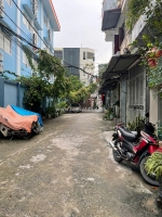 Sài đồng - 3 tầng dân xây - gần ô tô tránh - 70m chỉ 10.1 tỷ