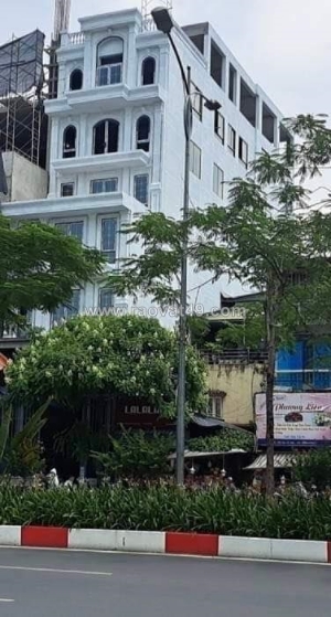 Siêu phẩm mp đại cồ việt hbt 195m² mt 6.8m 9t hầm ô tô dòng tiền 250tr/th 155 tỷ