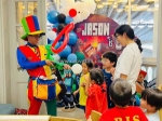 Thuê chú hề bong bóng cho tiệc thôi nôi bé