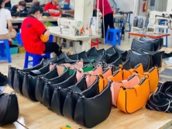 Túi đẹp bắt đầu từ bản vẽ – biến thành mẫu thật cùng xtc trường chinh