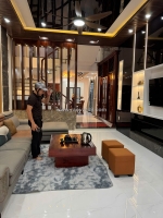 - cần tiền kinh doanh, nhà 3 tầng 2 mặt tiền, tô hiến thành gần võ văn kiệt và