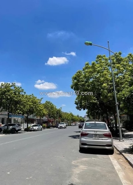 ~/Img/2025/9/-mat-pho-an-phu-villa-truc-chinh-kinh-doanh-sam-uat-trung-tam-duong-noi-01.jpg