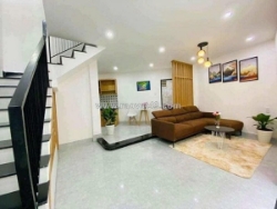 # nhà kiệt trần cao vân, tam thuận giáp hải châu, thông biển, 36m2, 2 tầng,