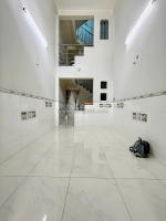 5.98tỷ hxh 484 nguyễn duy p.chánh hưng