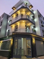 Ăn góc ômêli nhà bè, xe hơi vào tận nhà, giá 7.8 tỷ