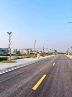 “anh chị đang tìm đất gần biển sầm sơn và khu công nghiệp lễ môn đúng không?