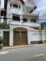 Bán biệt thự 12x20m đúc 3 tấm mặt tiền đông hưng thuận 17