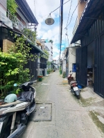 *bán gấp nhà miếu gò xoài lê văn quới hẻm xe hơi 52m2,4 tầng nhỉnh 5 tỷ