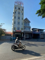 Bán khách sạn giá rẻ ngay bigc go dĩ an - tp hcm