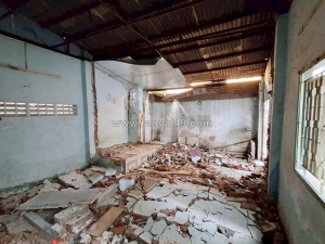 Bán miếng đất sau lưng căn mt đường nguyễn nhược thị p14q8 cũ. giá 2,48 tỷ tl