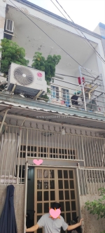 Bán nhà 2 tầng 43m² (3.7x12), hẻm xe hơi hương lộ 2, ngay ngã tư bốn xã, chỉ