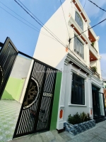 Bán nhà 3 tầng 104m shr  lê văn khương hiệp thành q12  hẻm xe tai giá chỉ 6.2 tỷ