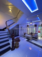 Bán nhà 4 tầng mặt tiền đường nguyễn thị minh khai - tttp nha trang có thang