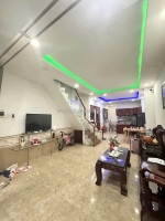 Bán nhà hẻm 766 cách mạng tháng 8, phường 5 tân bình; 4*14; 2 lầu