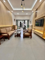 Bán nhà hxh trường sơn, p.4; tân bình; 4,8x17 ; 3 tầng hơn 14 tỷ