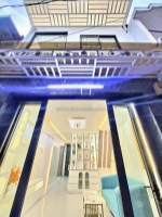 Bán nhà  khu vực sầm uất đường huỳnh tấn phát, phường tân thuận đông, quận 7.