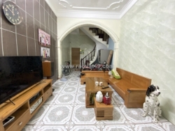 Bán nhà mặt phố hàng bạc, 80m2, 4 tầng, mặt tiền gần 4m, 70.8 tỷ, vỉa hè rộng,