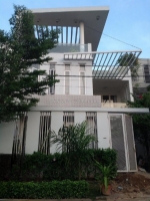 Bán nhà mặt tiền kdc phong phú, 9x20, biệt thự vip, view sông rạch lớn  lh