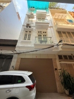 Bán nhà phạm tuấn tài cầu giấy phân lô ô tô tránh ô tô vào nhà 50m 19 tỷ