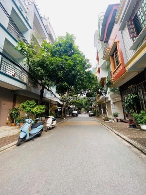 Bán nhà phúc đồng 75m2 4t lô góc dân xây, vỉa hè rộng, kinh doanh, dòng tiền