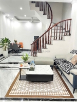 Bán nhà thạch bàn long biên – 40m² – 3 tầng – lô goc dân xây – giá chỉ 6,9 tỷ –