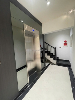 Bán nhà trần hưng đạo, 100m2, 8 tầng thang máy, mặt tiền 4.3m, 62.5 tỷ, nhà xịn
