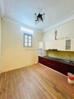 Bán nhà văn tiến dũng 38m2, 5 tầng, ô tô đỗ cửa, gần đại học mỏ địa chất