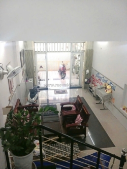 Bán toà nhà 4 tầng trung tâm sơn trà gần sông sát biển tiện ích bao la