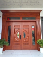 Báo giá cửa thép vân gỗ tại cam ranh/ cửa chính đẹp 2
