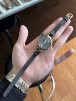 Cách bảo quản dây đồng hồ fossil da thật lâu bền