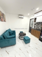 Cần bán căn hộ dịch vụ 80m 6 tầng ccmn thang máy, dòng tiền đỉnh ngay học viện
