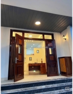 Căn nhà giá rẻ hơn căn hộ dành cho cặp vợ chồng mới ra riêng.
nhà cấp 4 mới