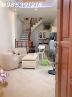 Cc bán nhà giáp bát-gần phố- ngõ 3 gác đua- 40m2-5t- chỉ 8.6tỷ (ctl)