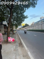 Chỉ 4.5 tỷ
nhà hiếm - mặt tiền đường - ngang gần 7m - sổ hồng riêng- khu dân